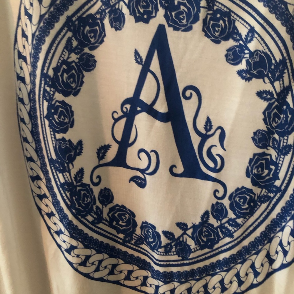 H&M Script A Initial Tee Large - Picture 3 of 4